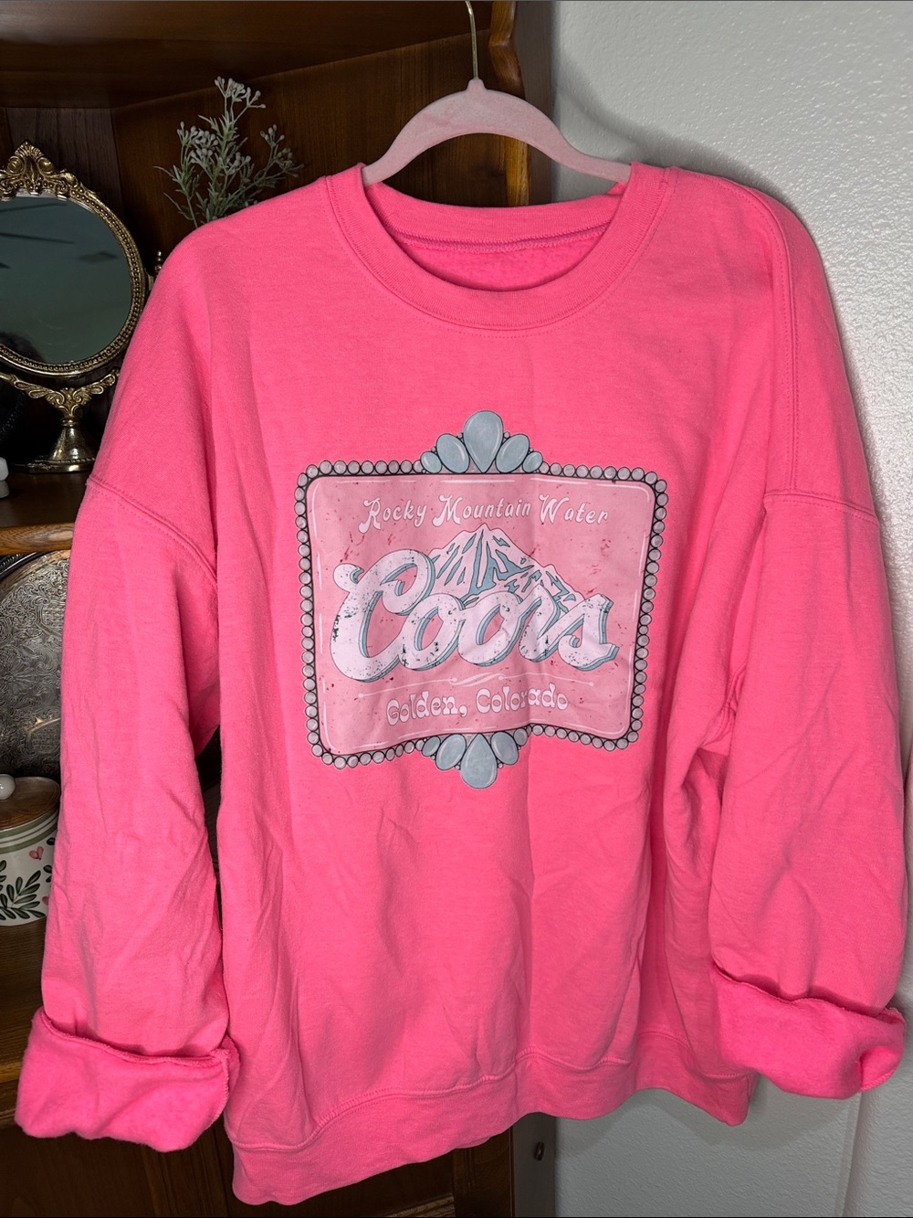 Gildan Pink Coors Graphic Crewneck Sweatshirt